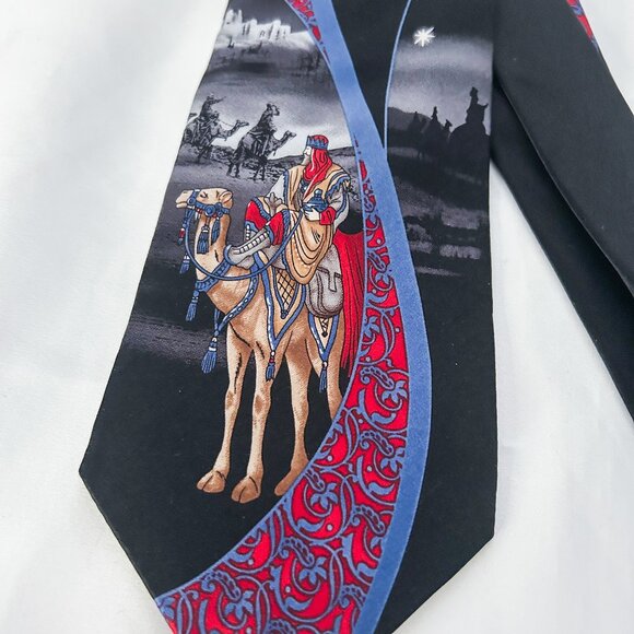 Holiday Traditions Men's Christmas Nativity Necktie - Picture 2 of 5